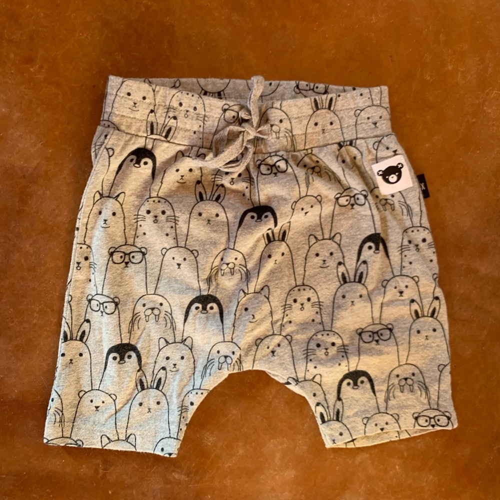 Huxbaby drop shorts EUC